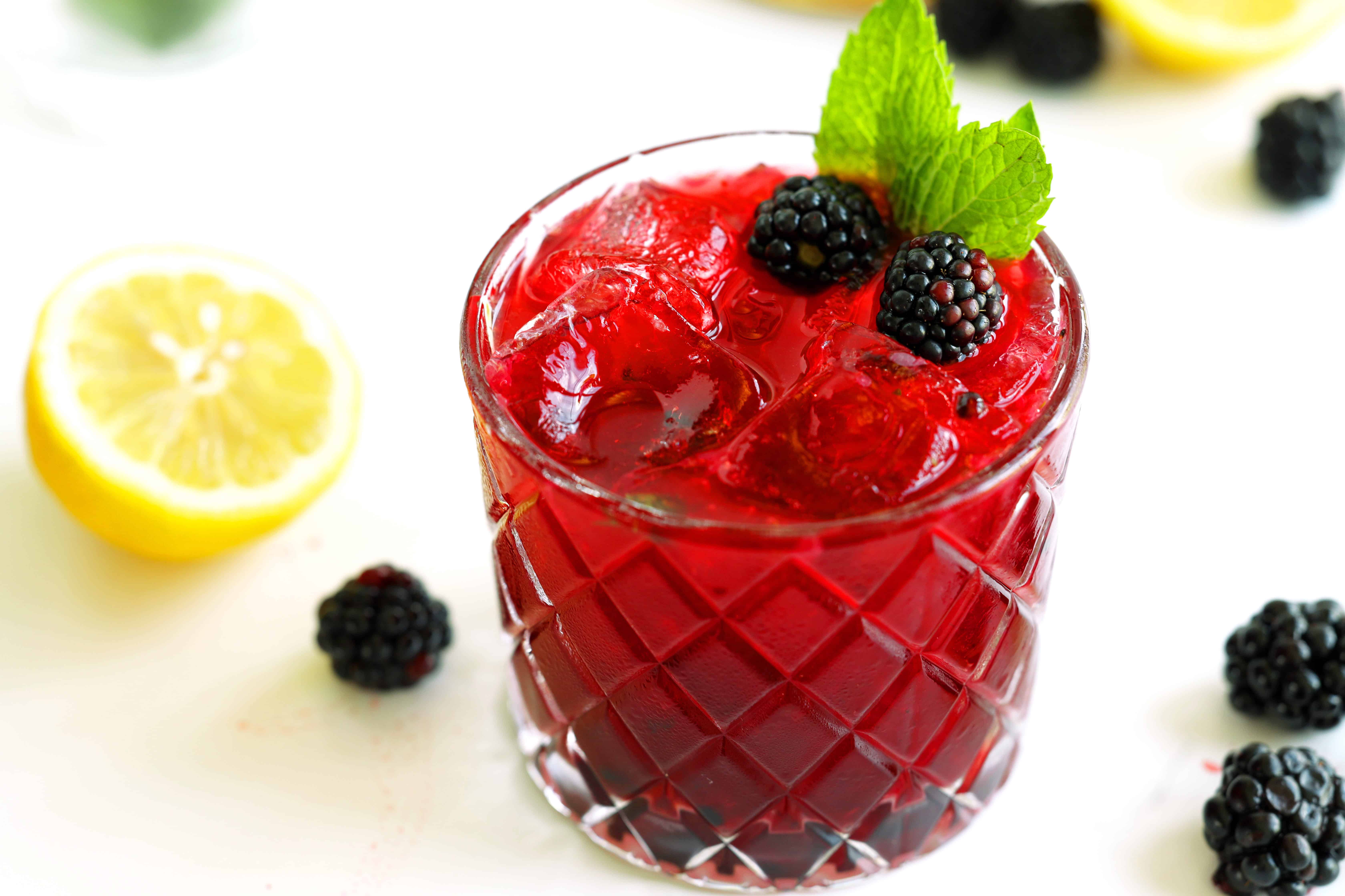 Easy Blackberry Bourbon Smash: Your Perfect Summer Refresher